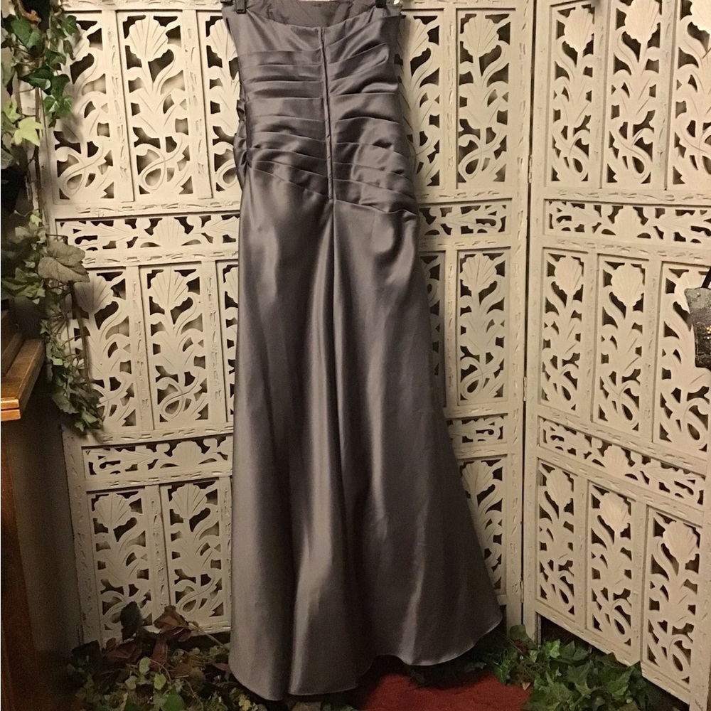 DAVIDS BRIDAL BEAUTIFUL PLATINUM SILVER STRAPLESS LONG FORMAL PROM DRESS GOWN - Picture 6 of 11